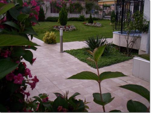 קיטן Albatros 2 Family Hotel מראה חיצוני תמונה