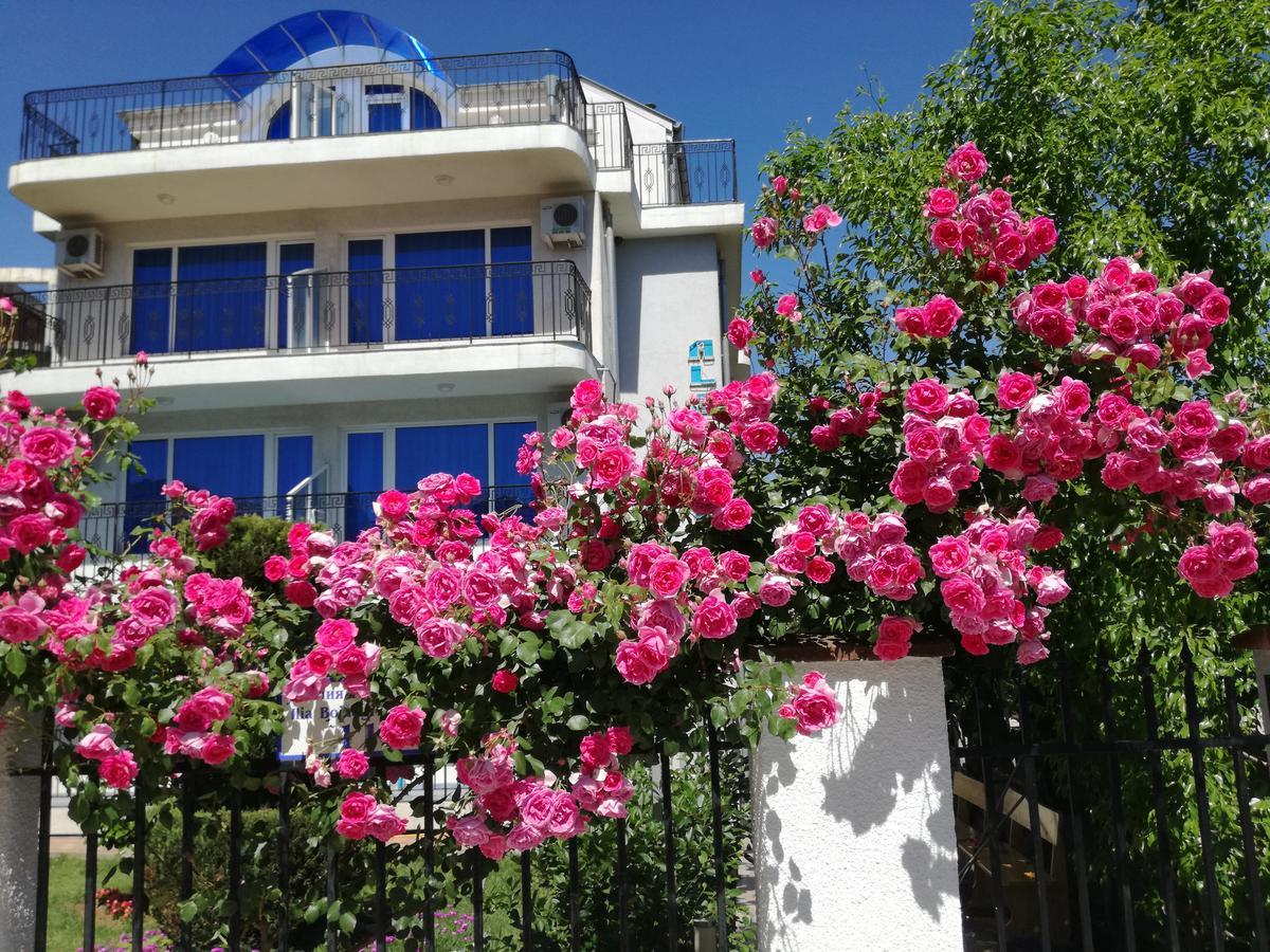 קיטן Albatros 2 Family Hotel מראה חיצוני תמונה
